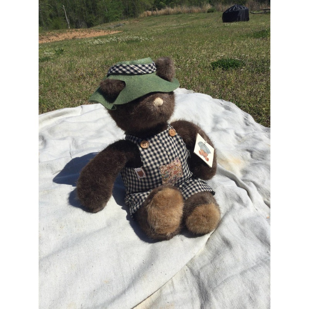 Vintage Gund 15” brown Bear #2131 hat overalls country farmhouse green farmer